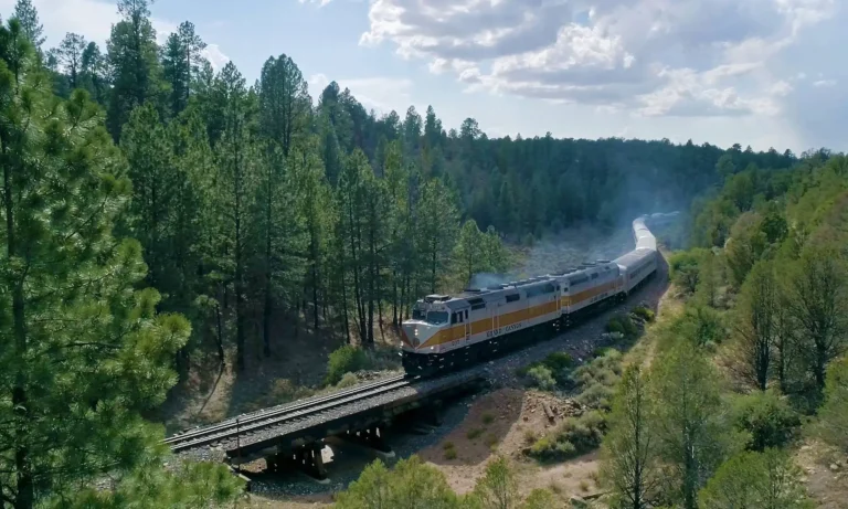 Grand Canyon Railway 768x461