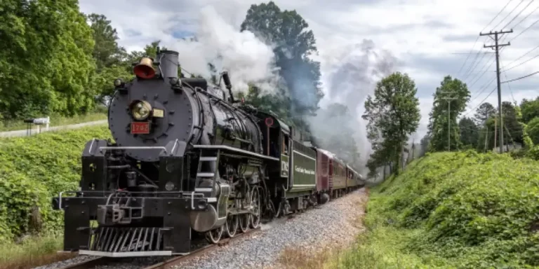 Great Amoky Mountain Railroad 768x384
