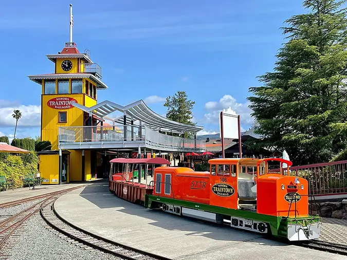 Sonoma train town
