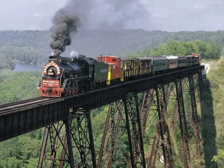 boone Scenic Valley RR 768x576 1